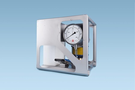 Calibration of pressure gauges
